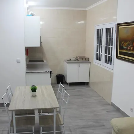 Bella Italia Casa Da Universidade 蓬塔德尔加达