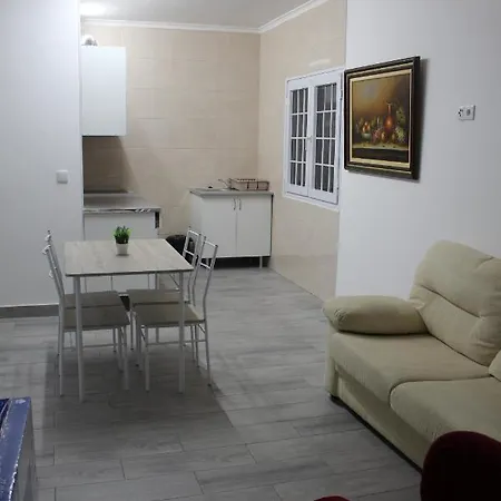 Bella Italia Casa Da Universidade * 蓬塔德尔加达