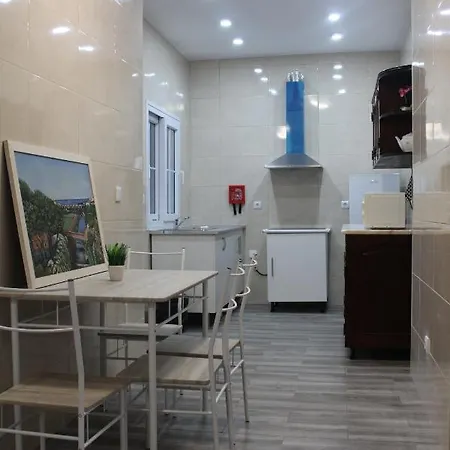 Bella Italia Casa Da Universidade 招待所 蓬塔德尔加达