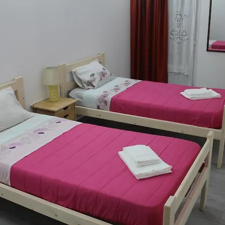 Bella Italia Casa Da Universidade * 蓬塔德尔加达