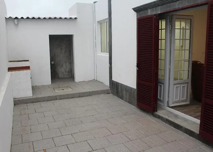Bella Italia Casa Da Universidade Maison d'hôtes Ponta Delgada