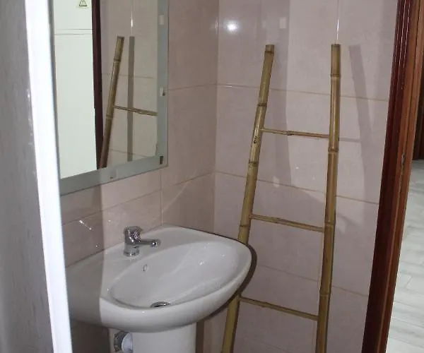 Bella Italia Casa Da Universidade * Ponta Delgada