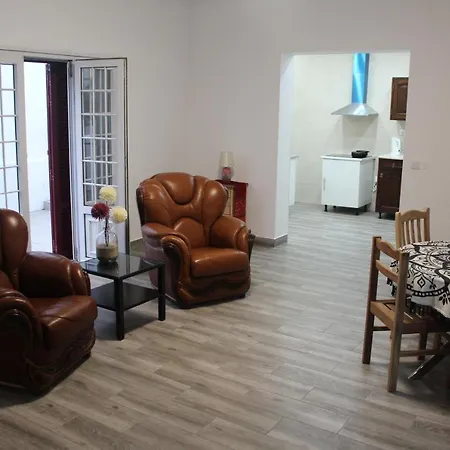 Guest house Vitorino De Nemesio