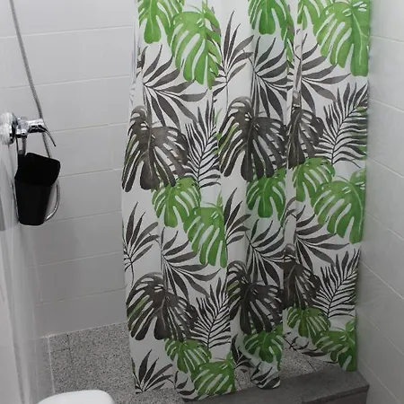 Bella Italia Casa Da Universidade Vendégház Ponta Delgada