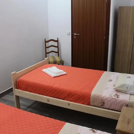 Guest house Vitorino De Nemesio Ponta Delgada (Sao Miguel)