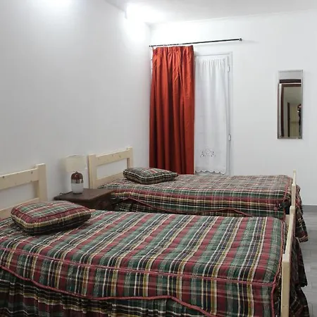 Bella Italia Casa Da Universidade * Ponta Delgada