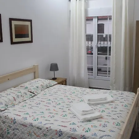 Penzion Vitorino De Nemesio *