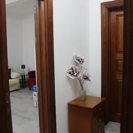 Vitorino De Nemesio Guest house