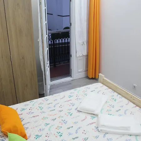 Vitorino De Nemesio Guest house *