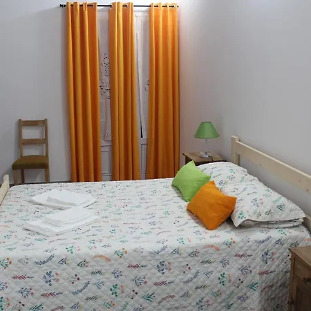 Guest house Vitorino De Nemesio *