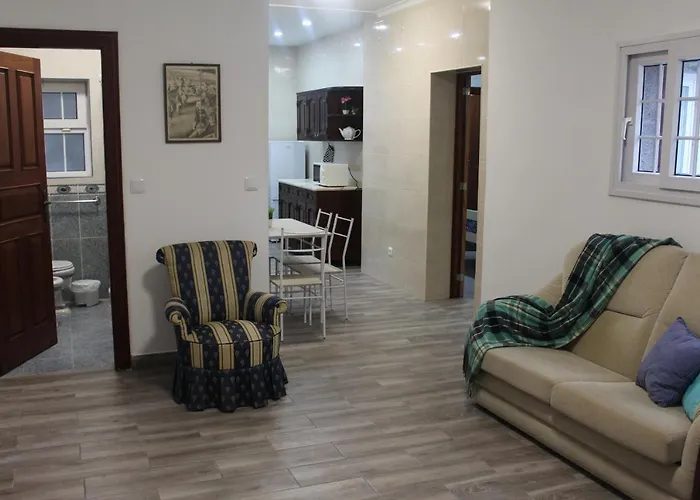 بيت ضيافة Bella Italia Casa Da Universidade Ponta Delgada