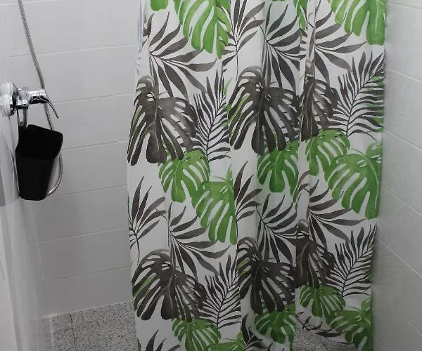 Bella Italia Casa Da Universidade بيت ضيافة Ponta Delgada